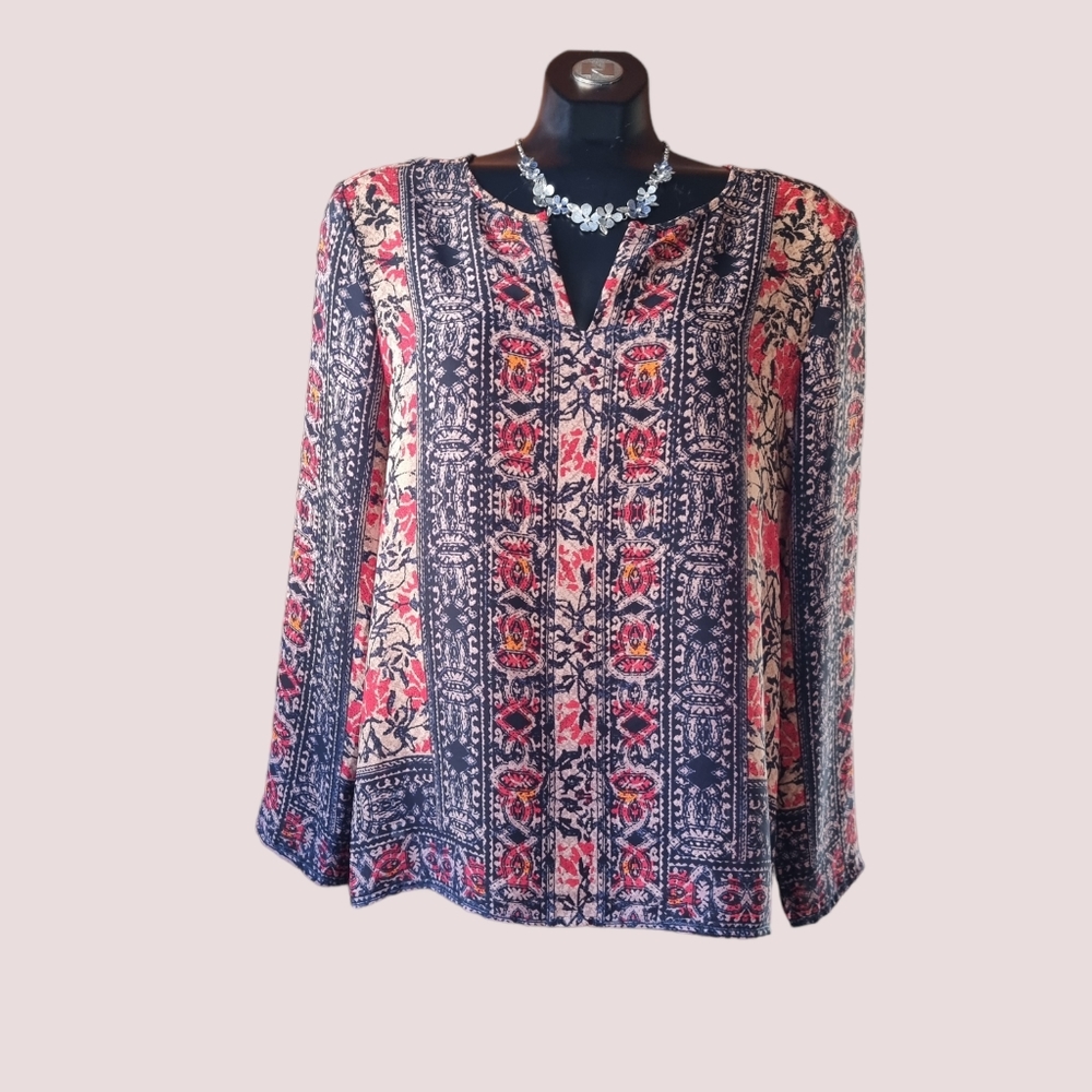 🌟3/$40 Sale!Mix & Match🌟 Violet + Clair Flowy Blouse
